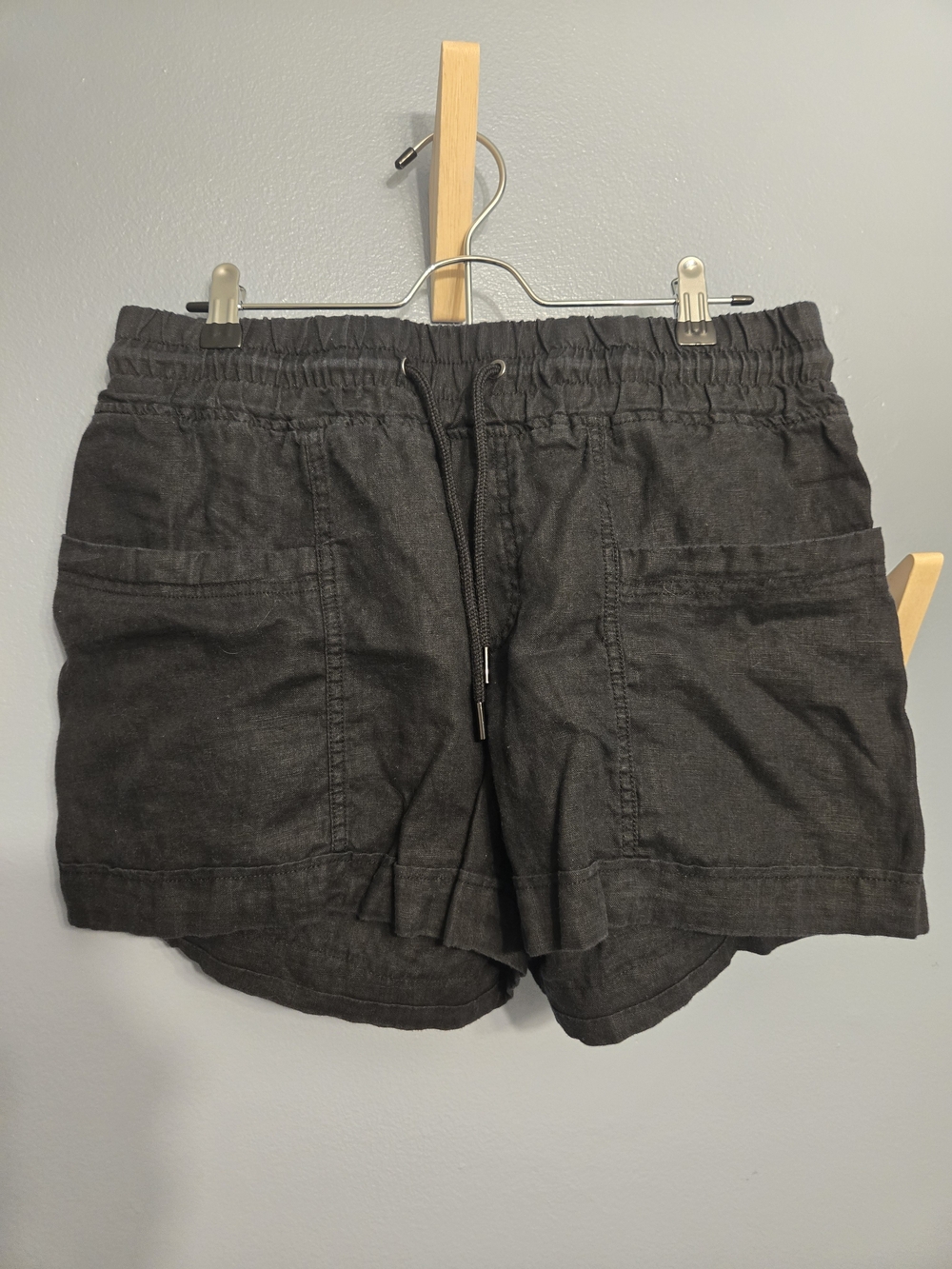 Athleta Cabo Linen Black High-Waist Drawstring Linen-Blend Shorts